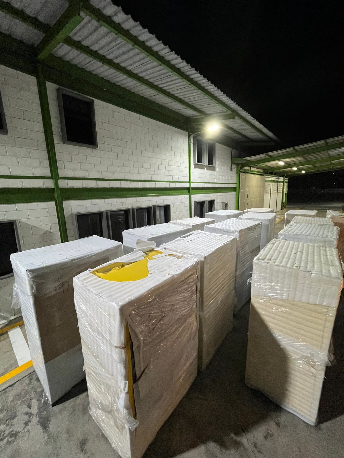 Segundo contenedor de máquinas expendedoras importado
