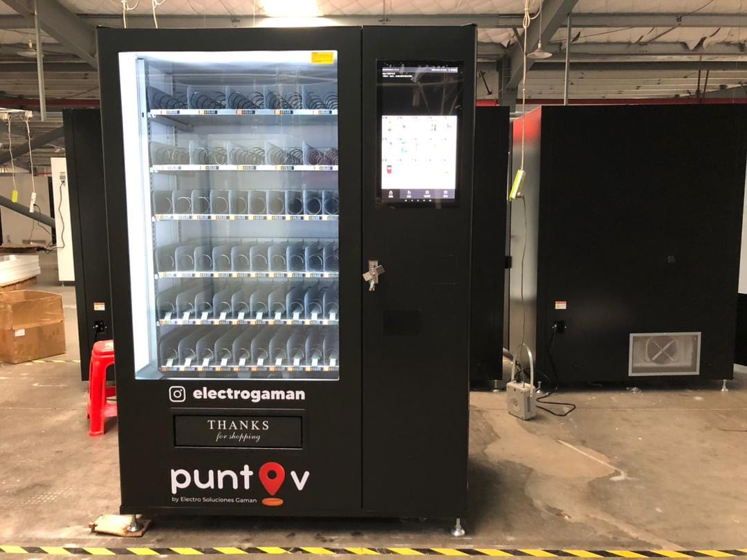 Máquina XYVEND Big Combo con elevador
